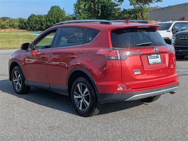 Photo of 2017 Red Toyota RAV4