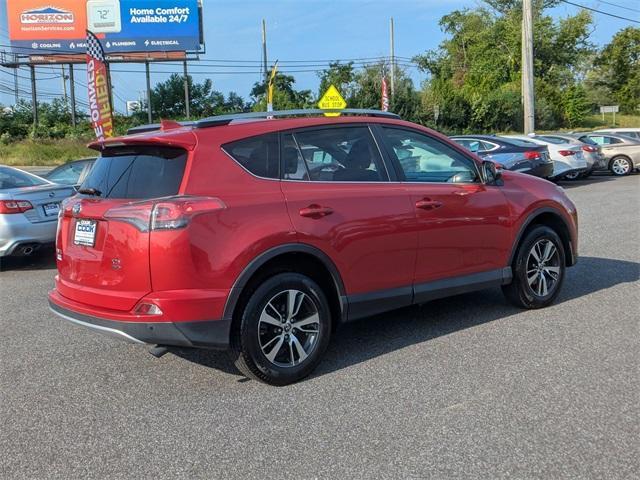 Photo of 2017 Red Toyota RAV4