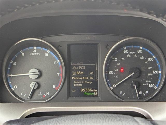 Photo of 2017 Red Toyota RAV4