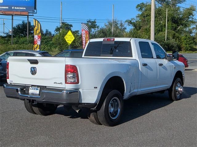 Photo of 2024 Bright White Clearcoat RAM 3500