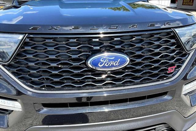 Photo of 2020 Agate Black Metallic Ford Explorer