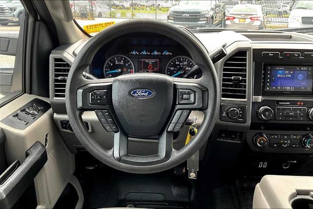 Photo of 2019 Oxford White Ford F-250