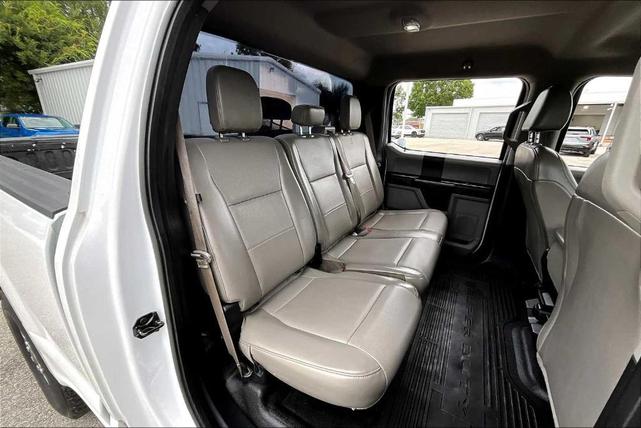 Photo of 2019 Oxford White Ford F-250