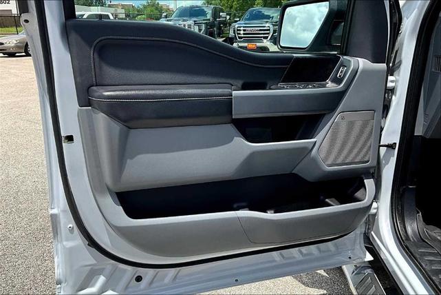 Photo of 2022 Space White Metallic Ford F-150
