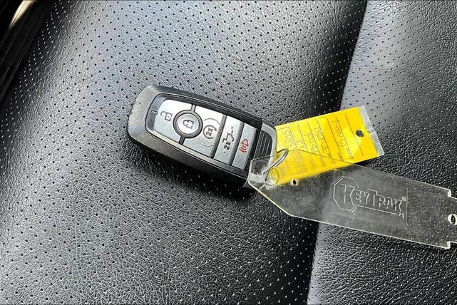 Photo of 2022 Space White Metallic Ford F-150