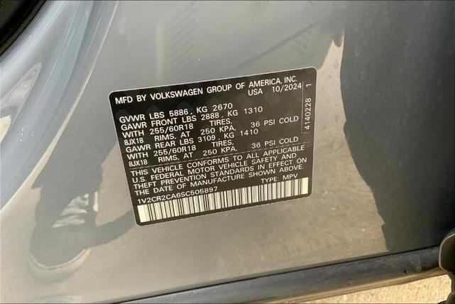 Photo of 2025 Pure Gray Volkswagen Atlas