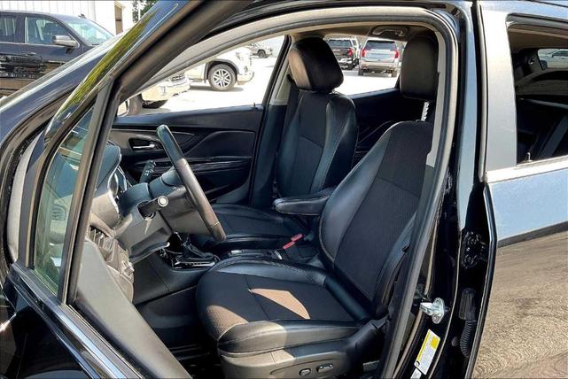 Photo of 2020 Ebony Twilight Metallic Buick Encore