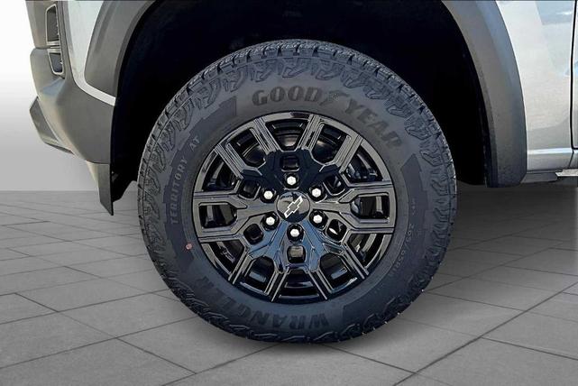 Photo of 2023 Sterling Gray Metallic Chevrolet Colorado