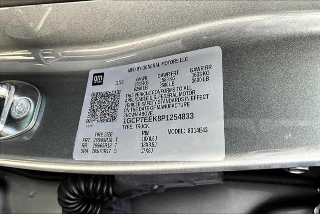 Photo of 2023 Sterling Gray Metallic Chevrolet Colorado