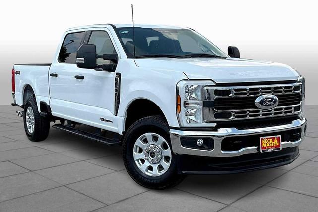 Photo of 2024 Oxford White Ford F-250