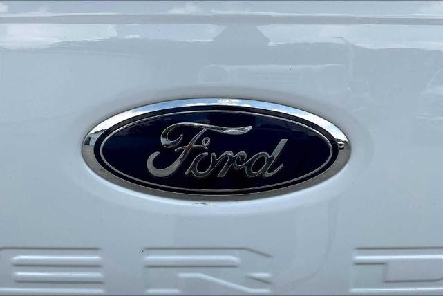 Photo of 2024 Oxford White Ford F-250