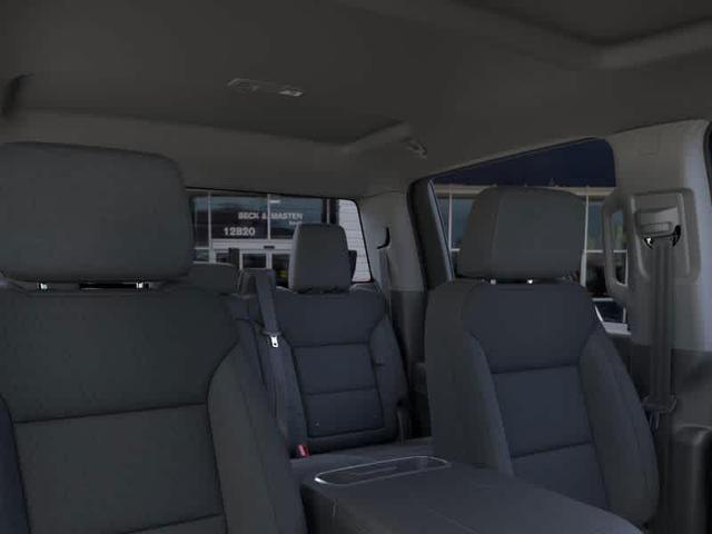 Photo of 2025 White GMC Sierra 1500