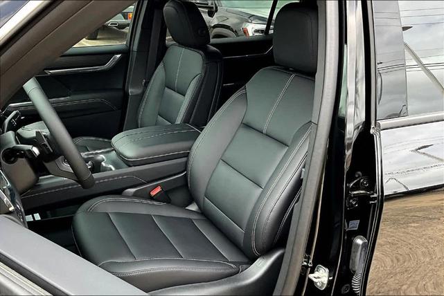 Photo of 2025 Black GMC Acadia