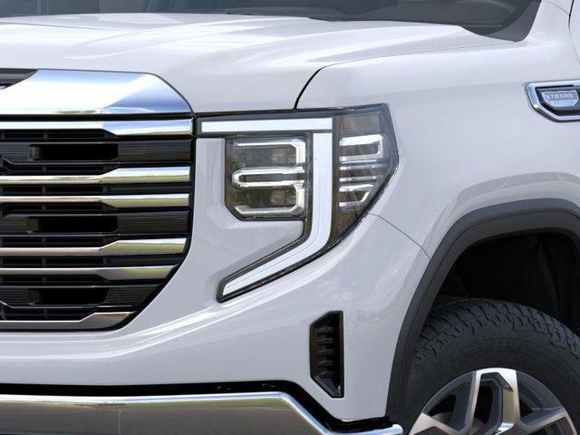Photo of 2025 White GMC Sierra 1500