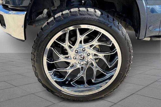 Photo of 2017 Blue Jeans Metallic Ford F-150