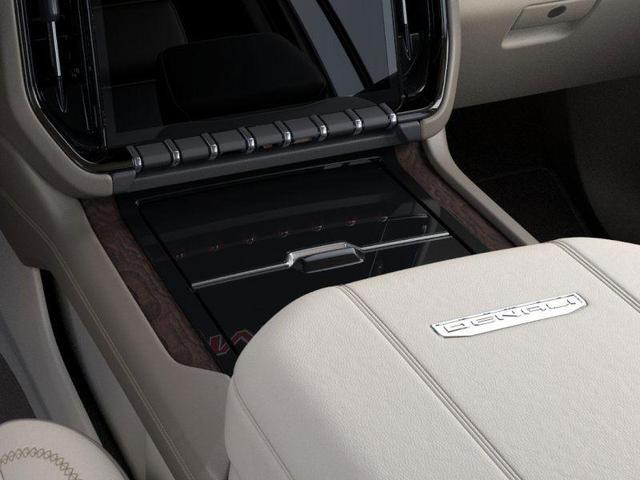 Photo of 2025 White GMC Yukon XL