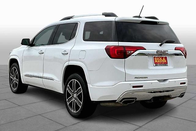 Photo of 2019 Summit White GMC Acadia