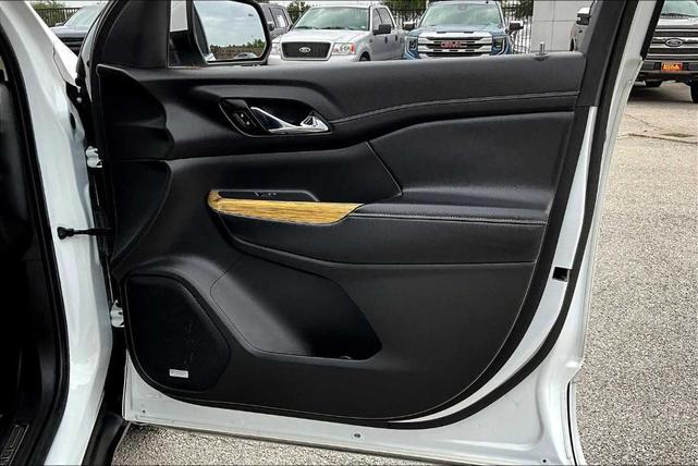 Photo of 2019 Summit White GMC Acadia