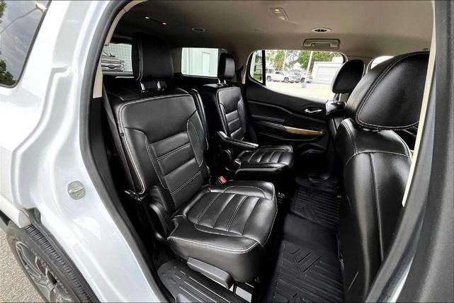 Photo of 2019 Summit White GMC Acadia