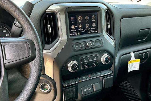 Photo of 2025 White GMC Sierra 1500