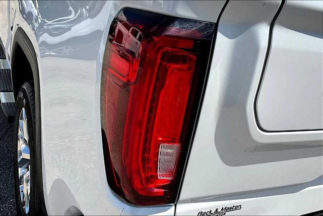 Photo of 2019 White Frost Tri-Coat GMC Sierra 1500