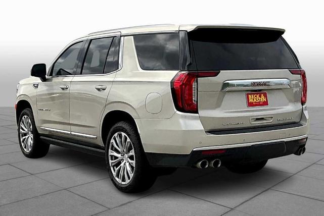 Photo of 2022 Beige Pearl Metallic GMC Yukon