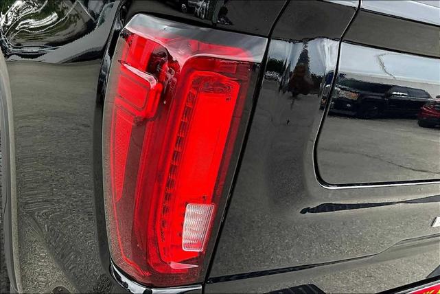 Photo of 2024 Onyx Black GMC Sierra 1500