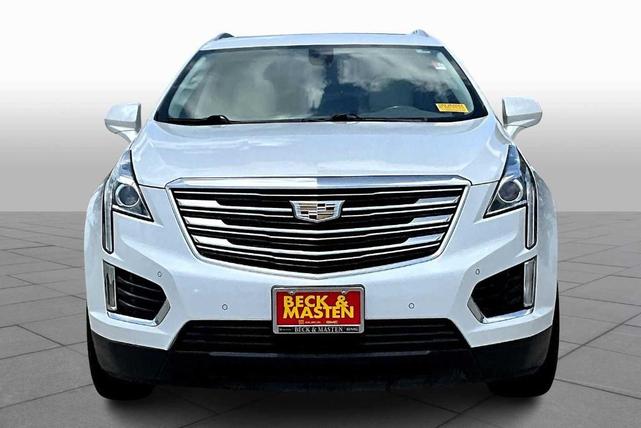 Photo of 2019 Crystal White Tri-Coat Cadillac XT5