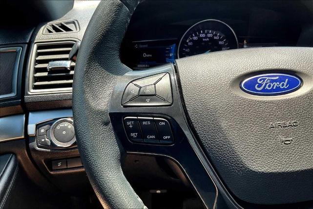 Photo of 2018 Shadow Black Ford Explorer