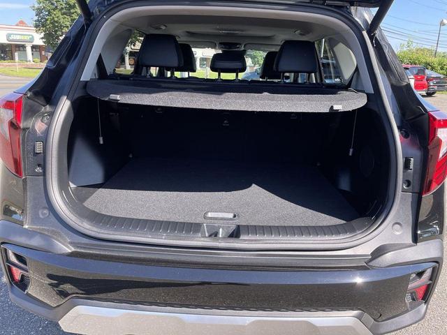 Photo of 2024 Fusion Black Kia Seltos