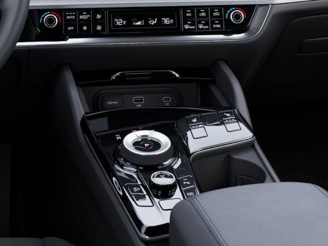 Photo of 2024 Snow White Pearl Kia Sportage Hybrid