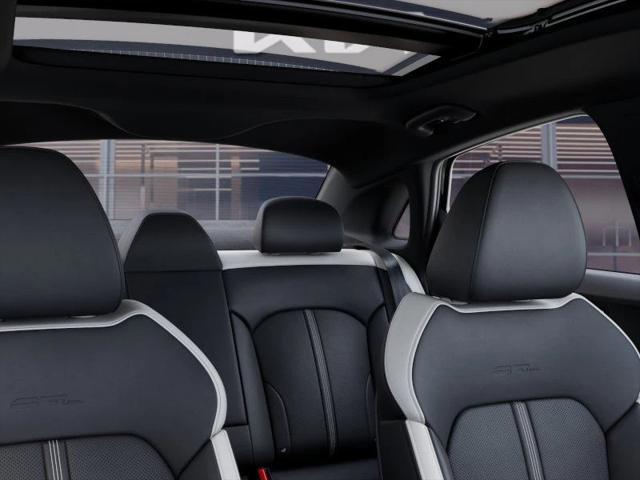 Photo of 2025 Aurora Black Kia K5