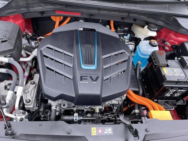 Photo of 2022 Runway Red Kia Niro EV