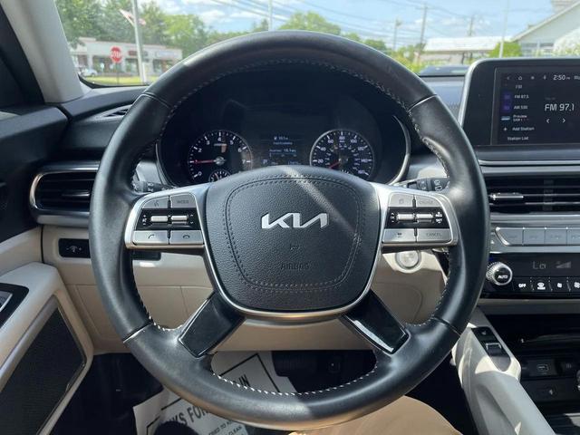 Photo of 2022 Gravity Grey Kia Telluride