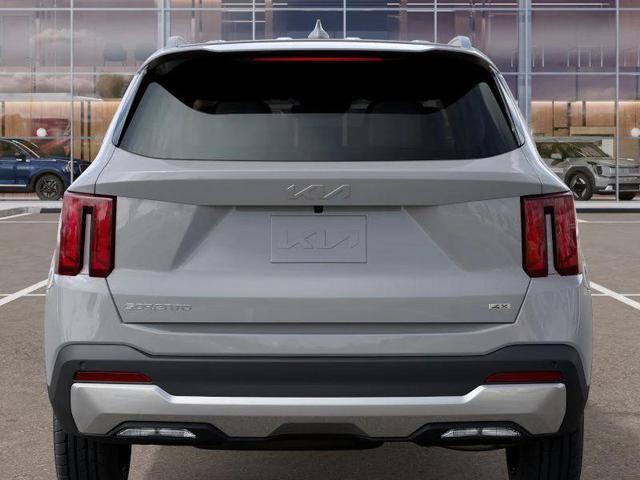 Photo of 2025 Wolf Gray Kia Sorento
