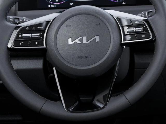 Photo of 2025 Fusion Black Kia Seltos