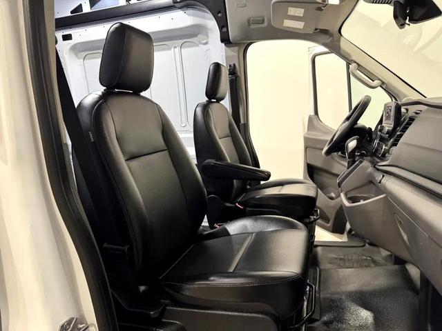 Photo of 2021 Oxford White Ford Transit-250