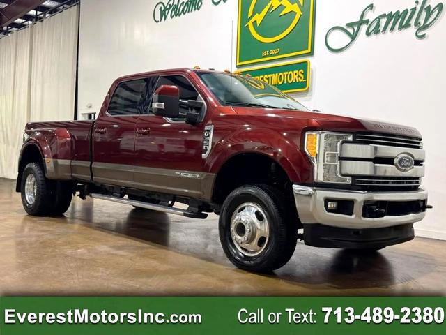 Photo of 2017 Red Ford F-350