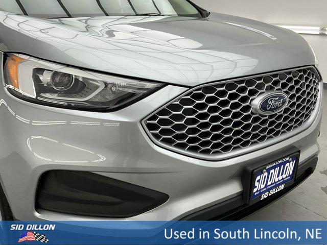 Photo of 2024 Iconic Silver Metallic Ford Edge