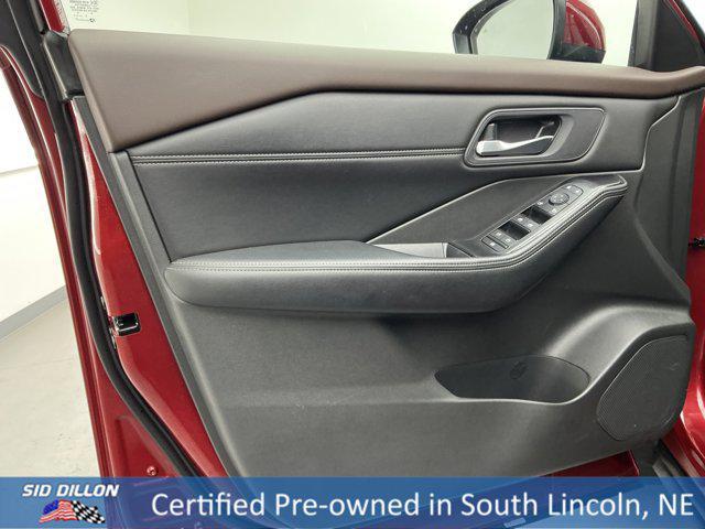 Photo of 2023 Scarlet Ember Tintcoat Nissan Rogue