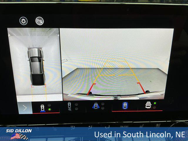 Photo of 2024 Volcanic Red Tintcoat GMC Canyon