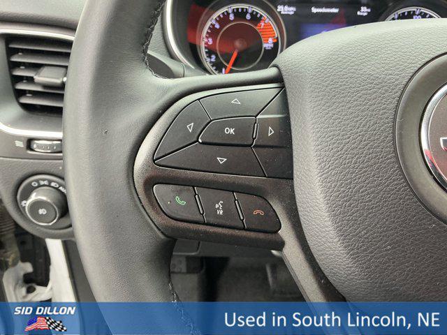 Photo of 2019 Bright White Clearcoat Jeep Cherokee