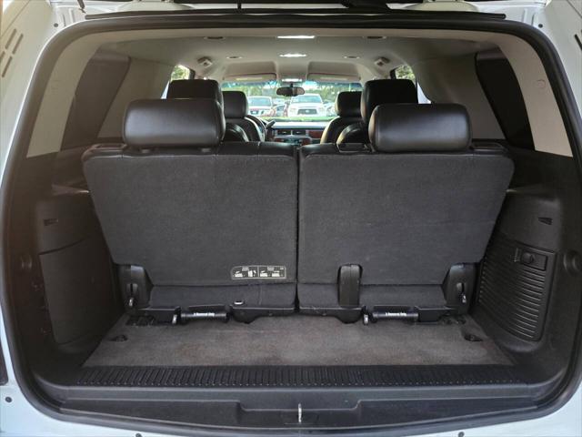Photo of 2012 Summit White Chevrolet Tahoe