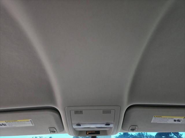 Photo of 2012 Summit White Chevrolet Tahoe