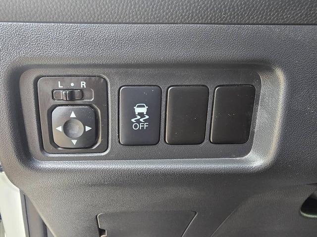 Photo of 2019 Pearl White Mitsubishi Mirage