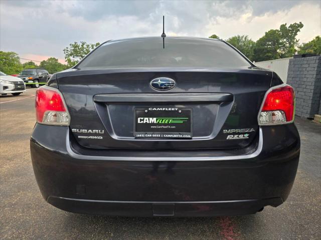Photo of 2013 Dark Gray Metallic Subaru Impreza