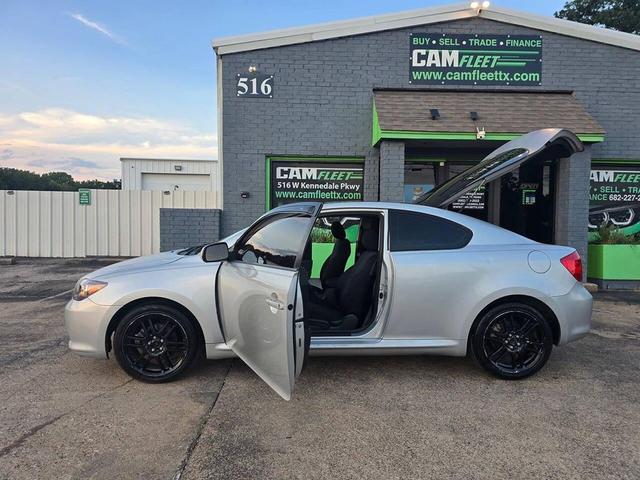 Photo of 2005 Silver Streak Mica Scion tC
