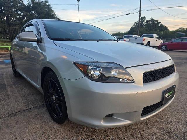 Photo of 2005 Silver Streak Mica Scion tC