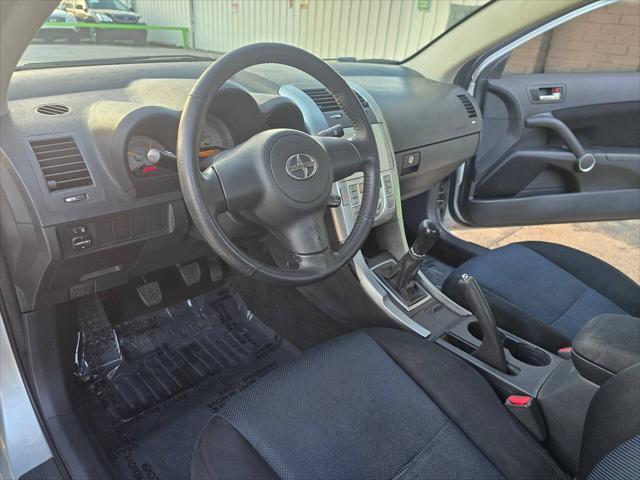 Photo of 2005 Silver Streak Mica Scion tC