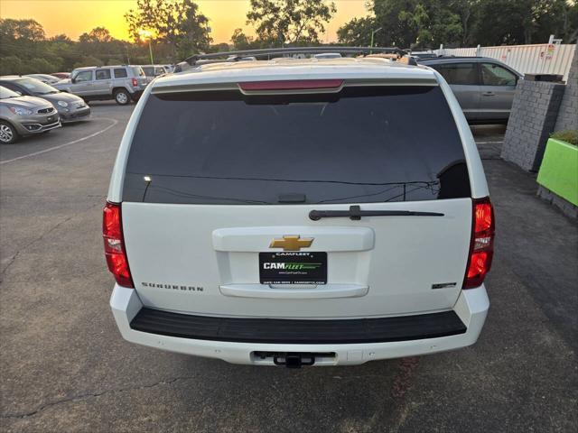 Photo of 2012 White Chevrolet Suburban